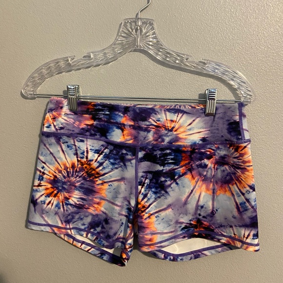 Born Primitive Pants - Born Primitive sz M booty shorts